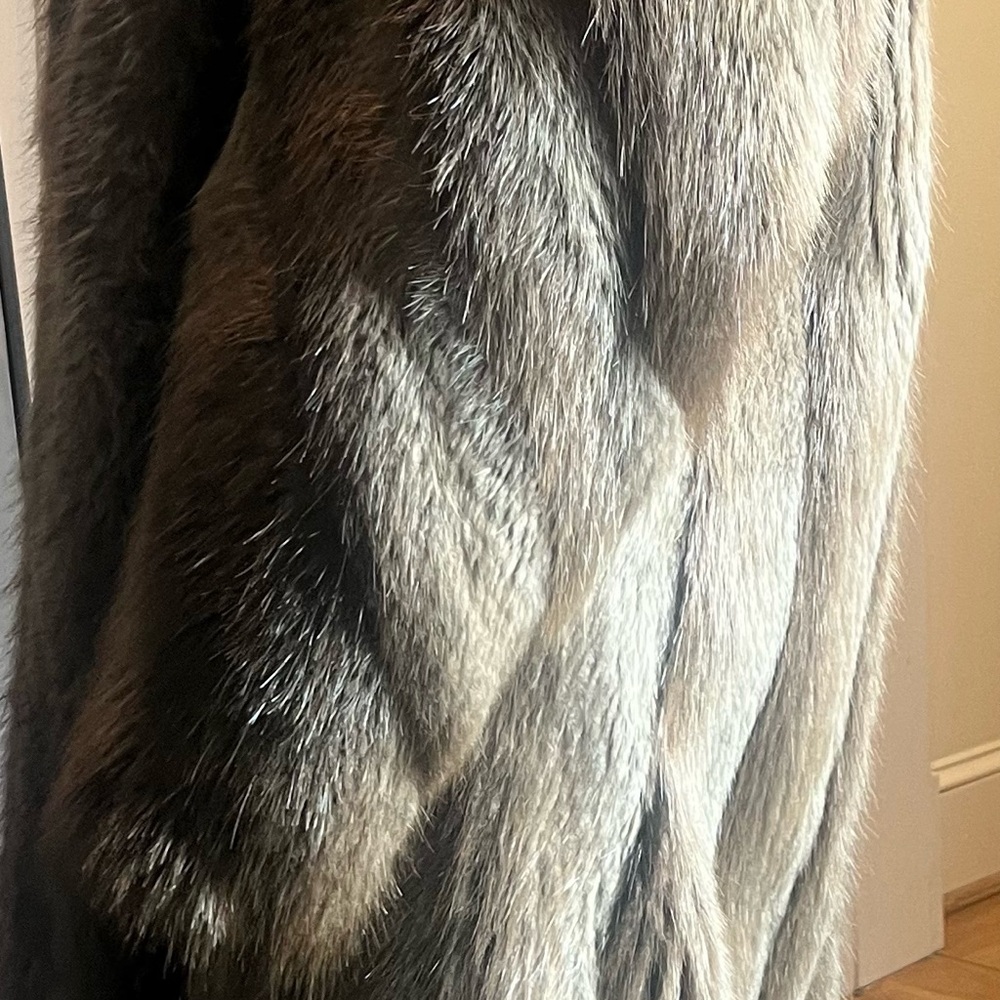 Vintage Real Beaver fur coat - Picture 4 of 5